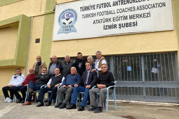 İZMİR Tüfad Olarak Yeni Yılınızı Kutluyor, Sağlıklı bir sene diliyoruz..
